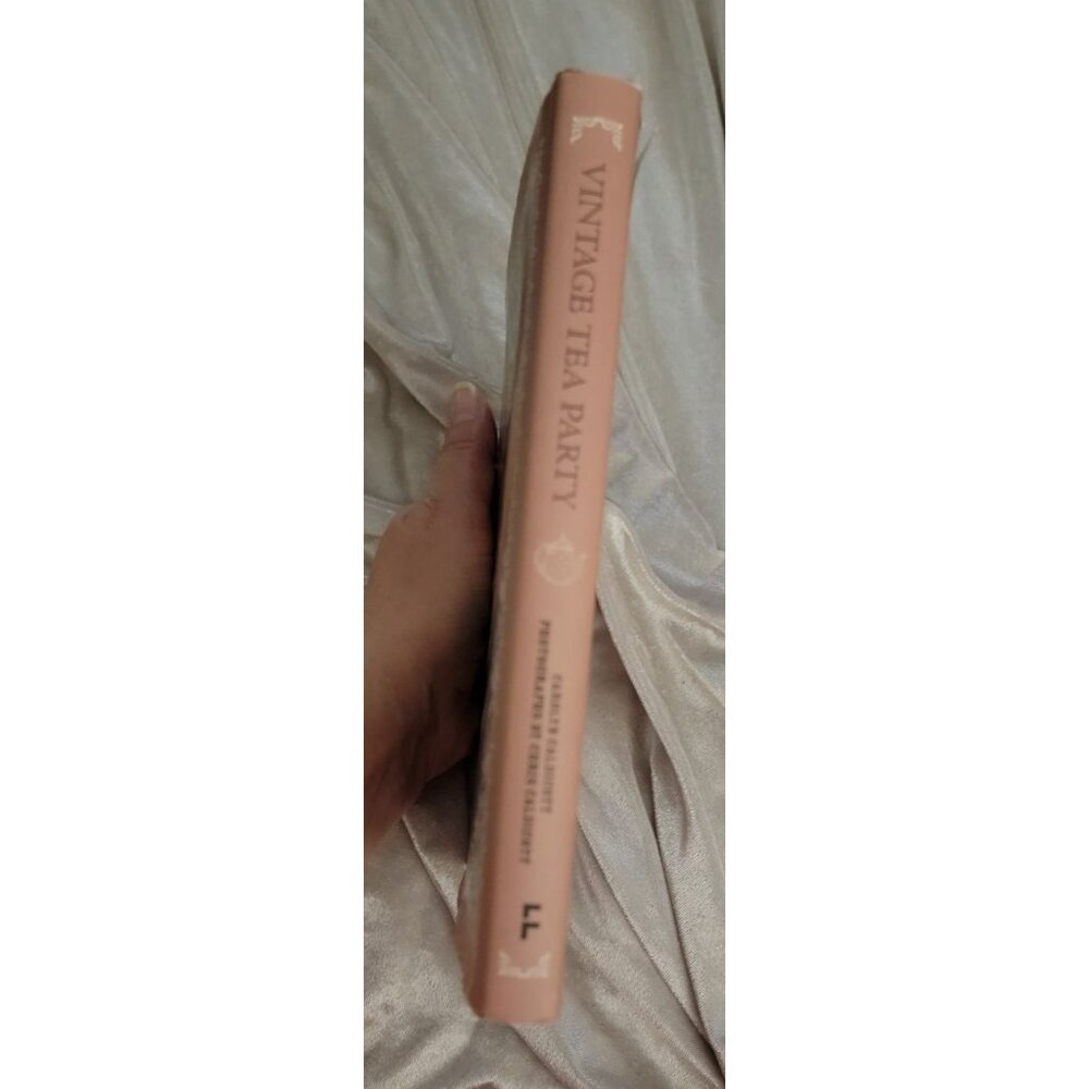 Vintage Tea Party Cookbook Hardcover | Carolyn Caldicott | Frances Lincoln | Tea - Picture 15 of 15